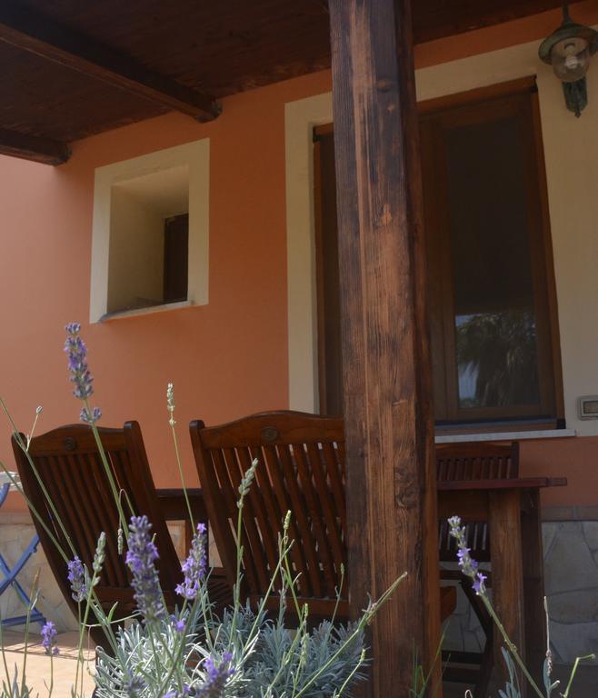 Agriturismo Torre Del Golfo โกรปานี ภายนอก รูปภาพ